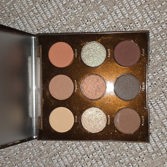 Colorpop eyeshadow palette - Picture 2 of 3